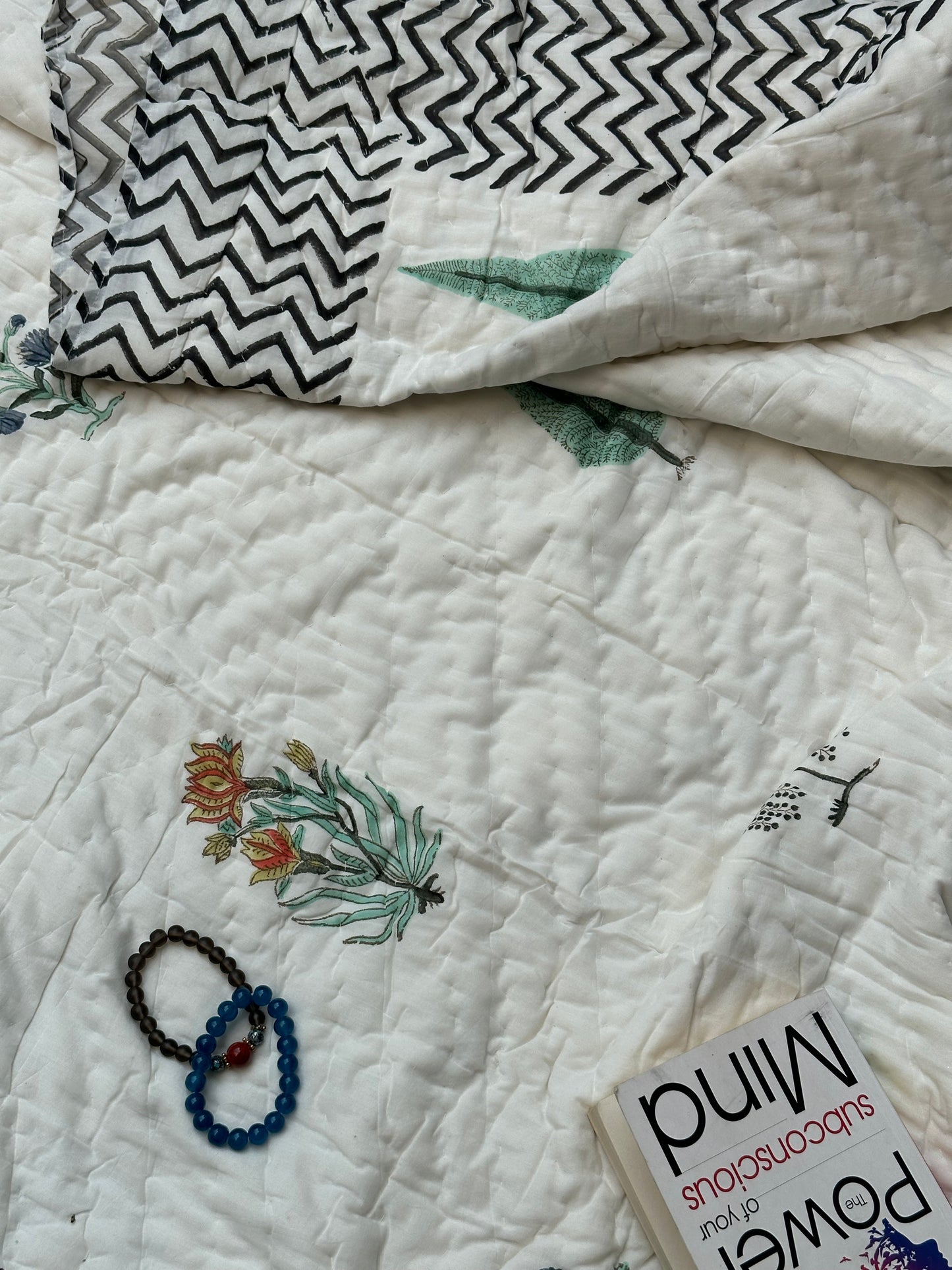 GULMOHER QUILT WHITE