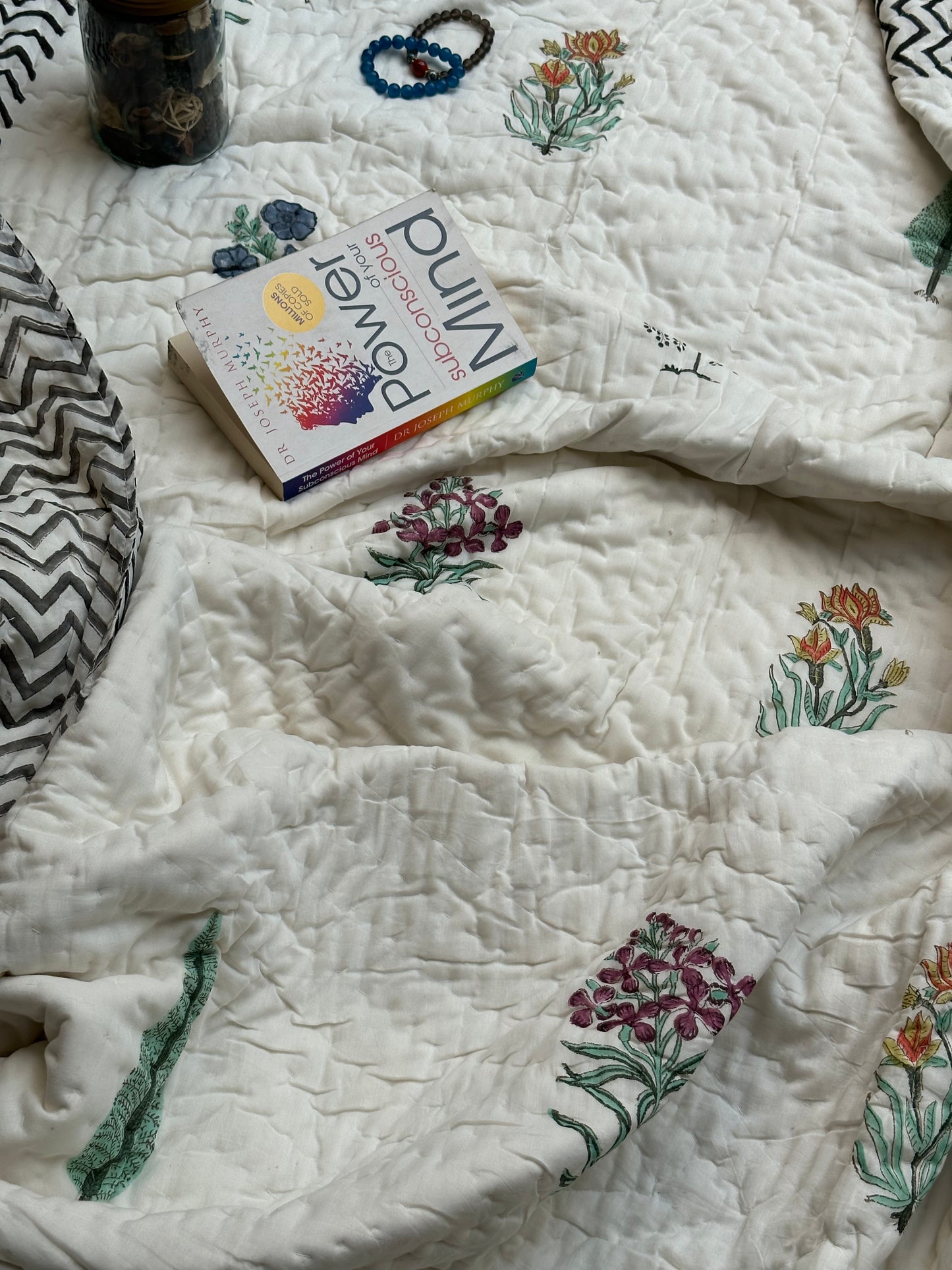 GULMOHER QUILT WHITE