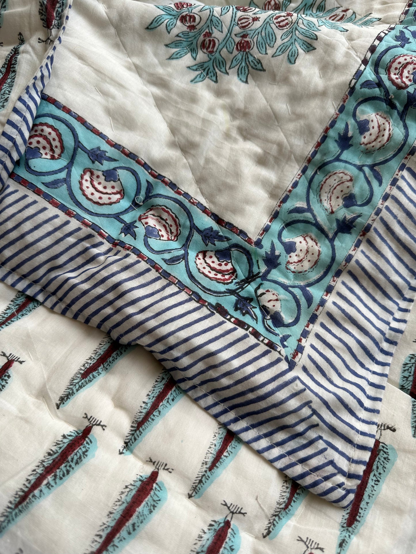 GULMOHER QUILT BLUE