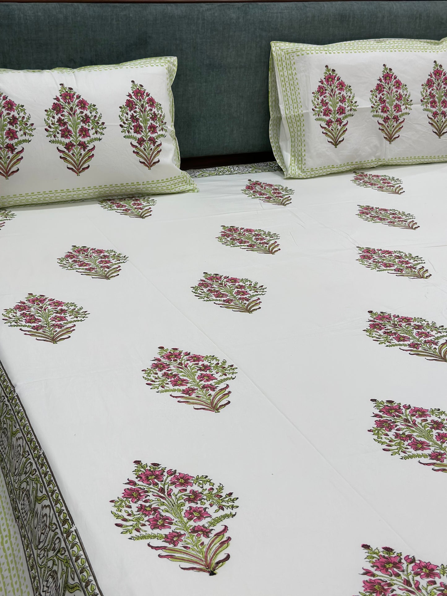 SAAJ DOUBLE BEDSHEET