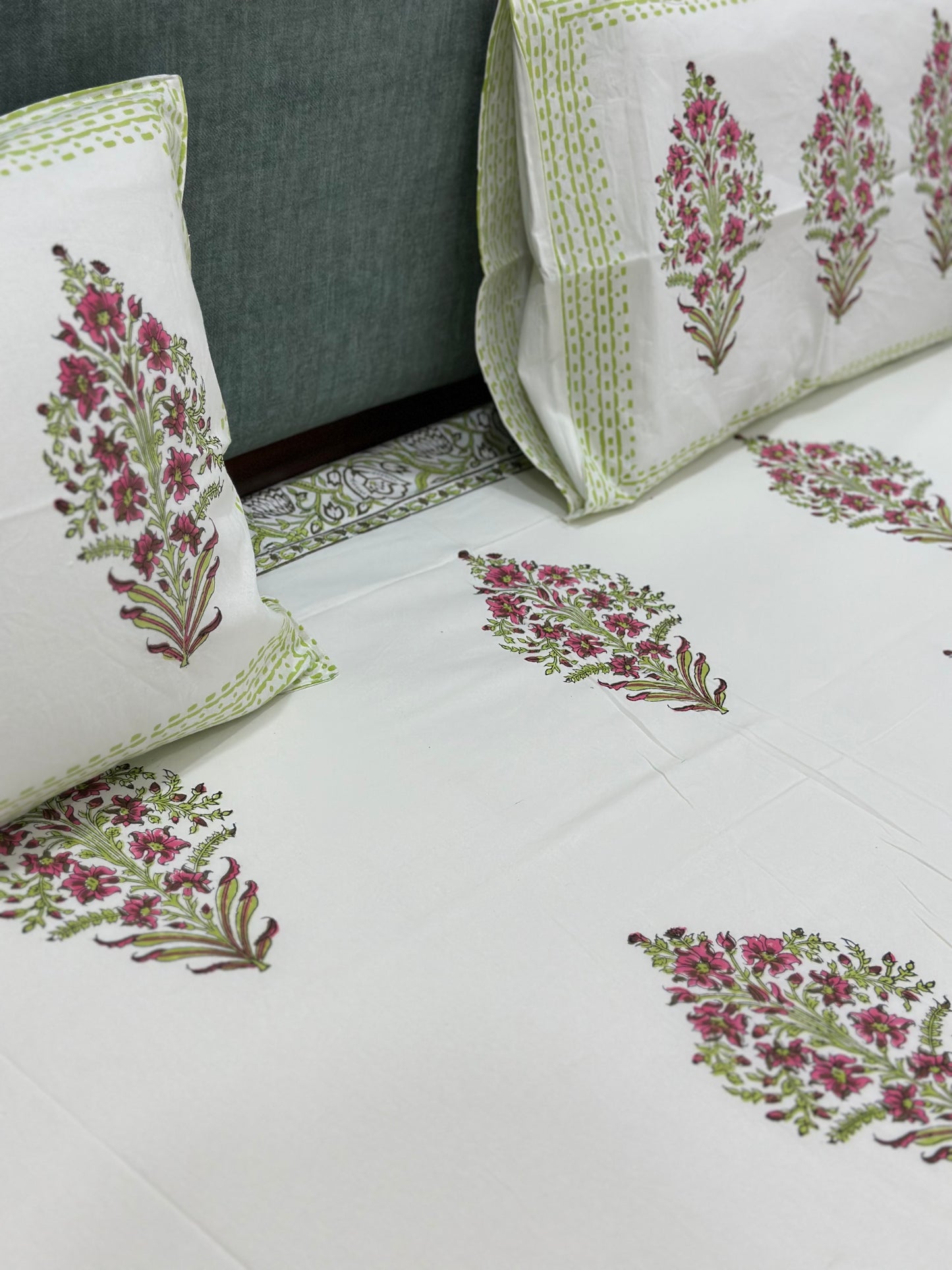 SAAJ DOUBLE BEDSHEET