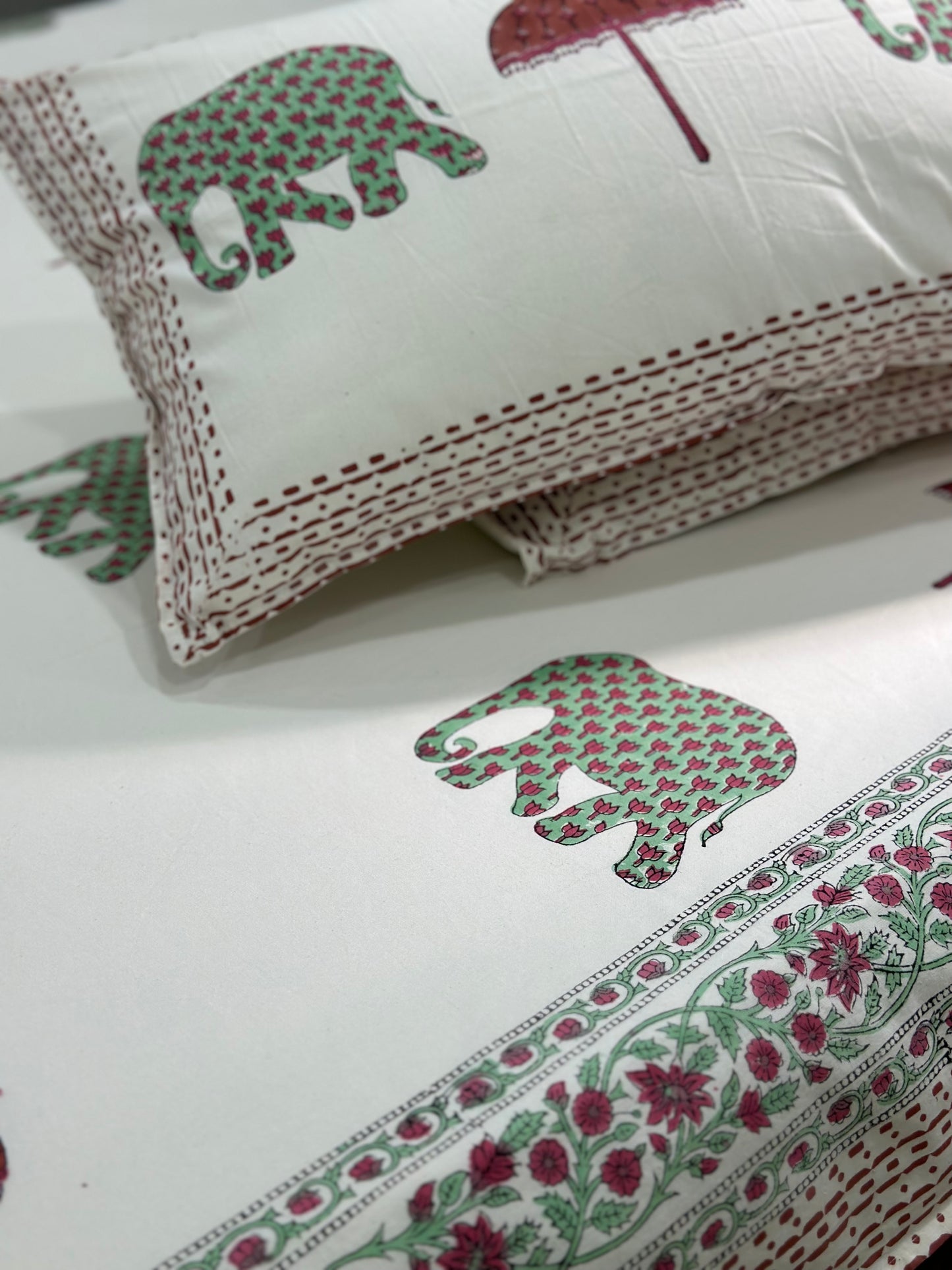 SAAJ DOUBLE BEDSHEET