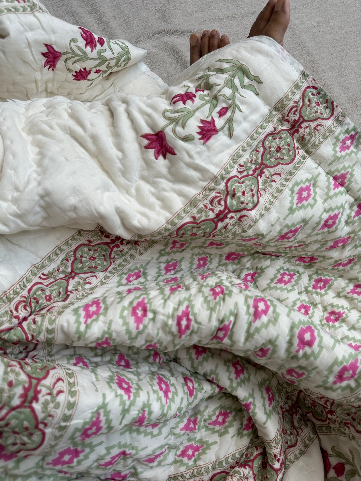 GULMOHER QUILT PINK