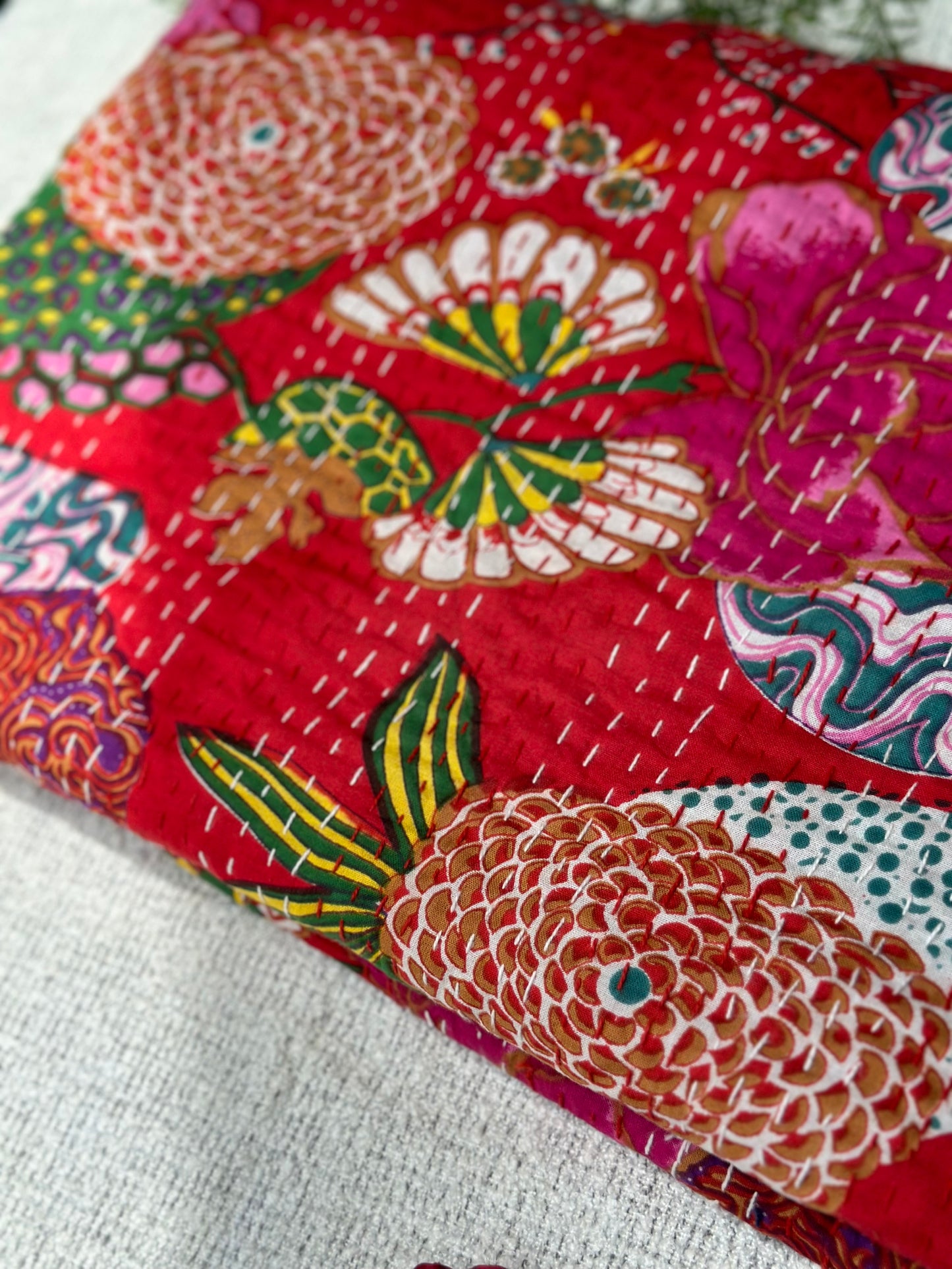 RED KANTHA BEDCOVER