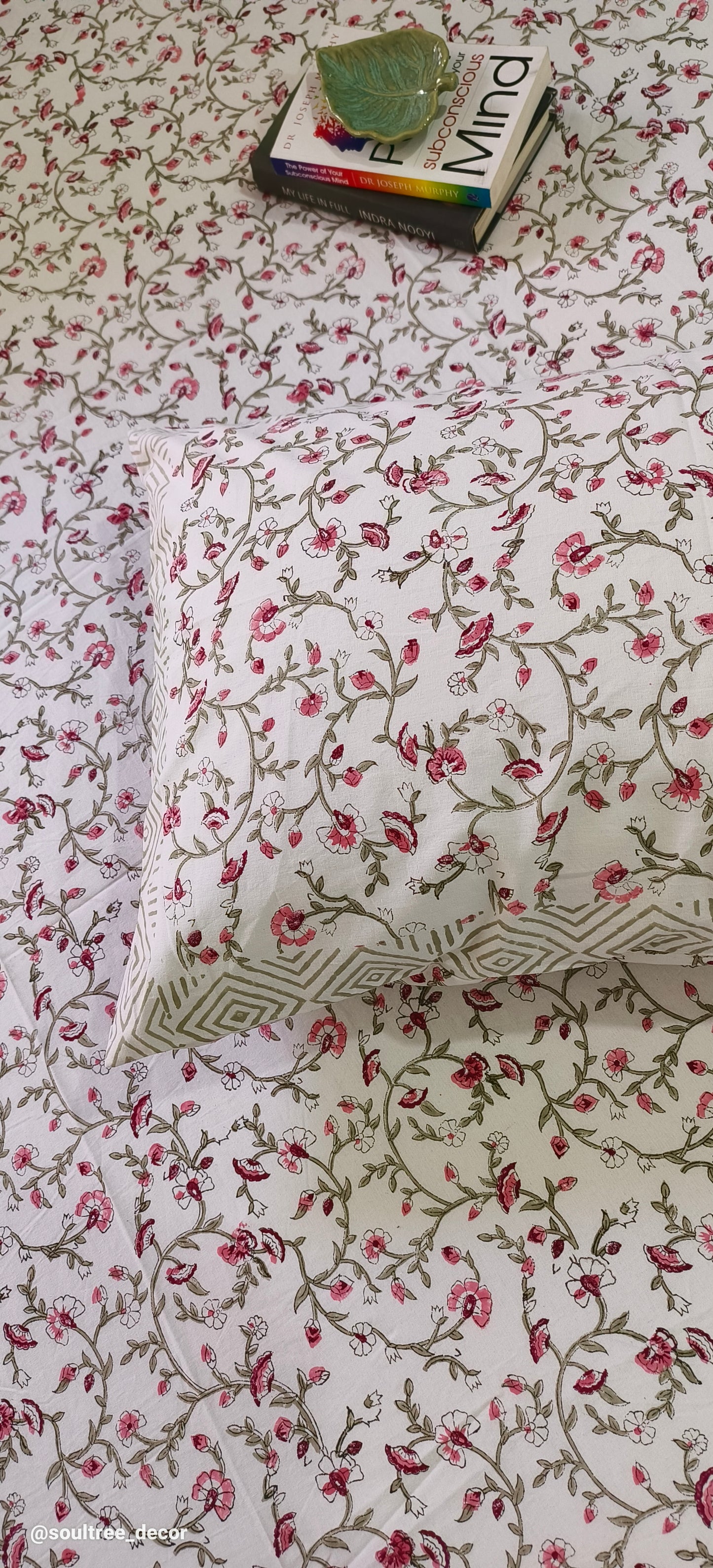 PINK DAISY COTTON BEDSHEET