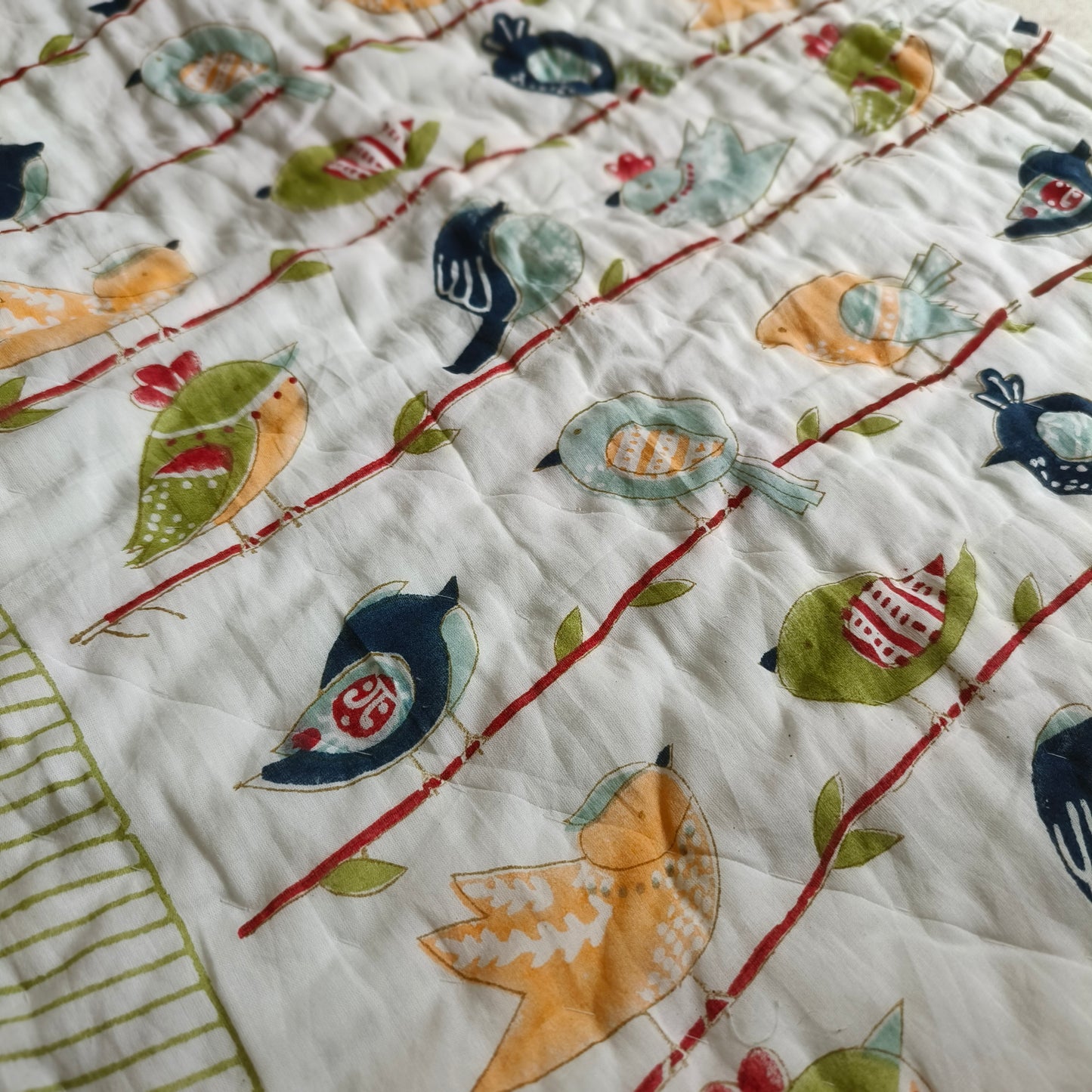 CUTE LITTLE BIRDIE BABY QUILT