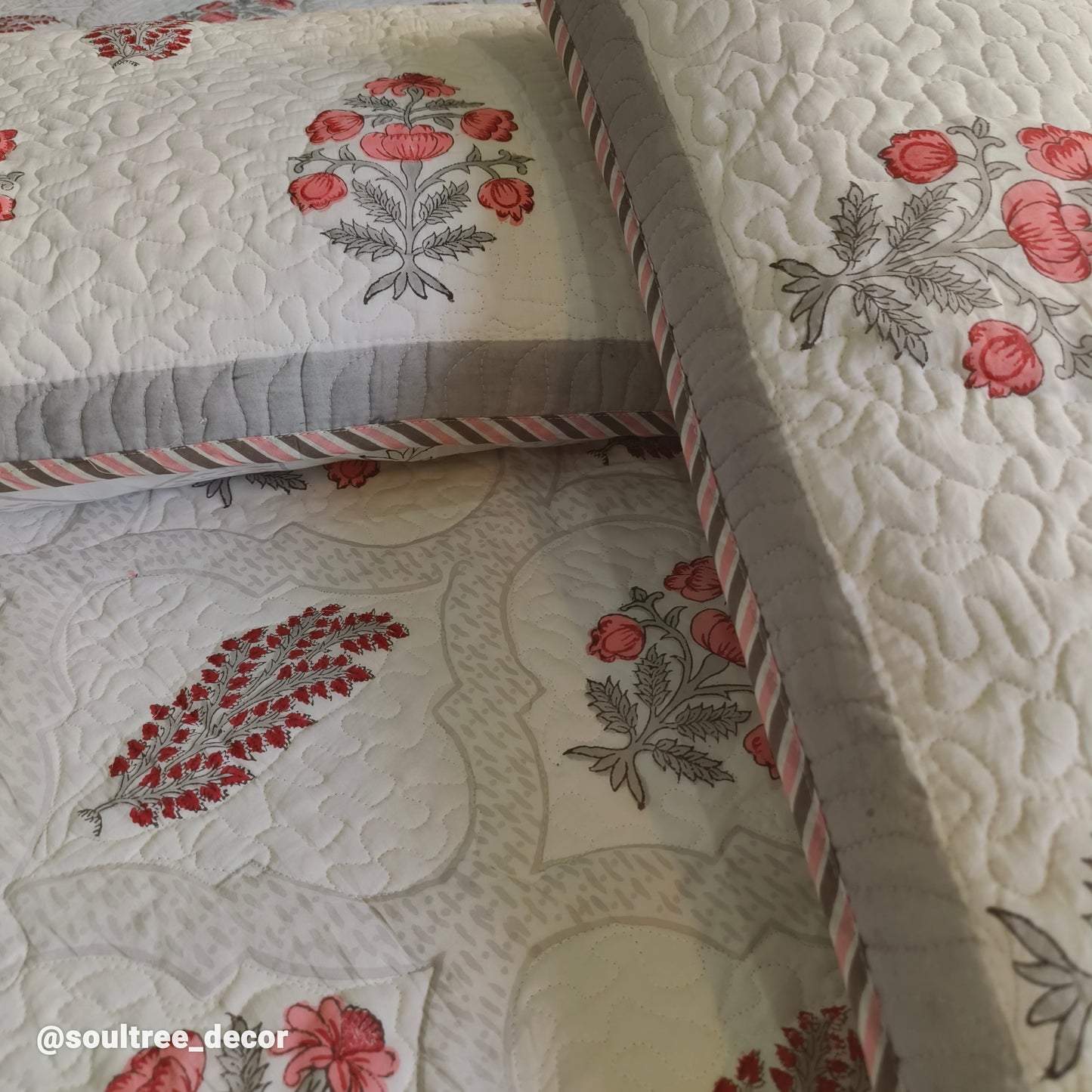 ROSE' QUILTED BEDCOVER