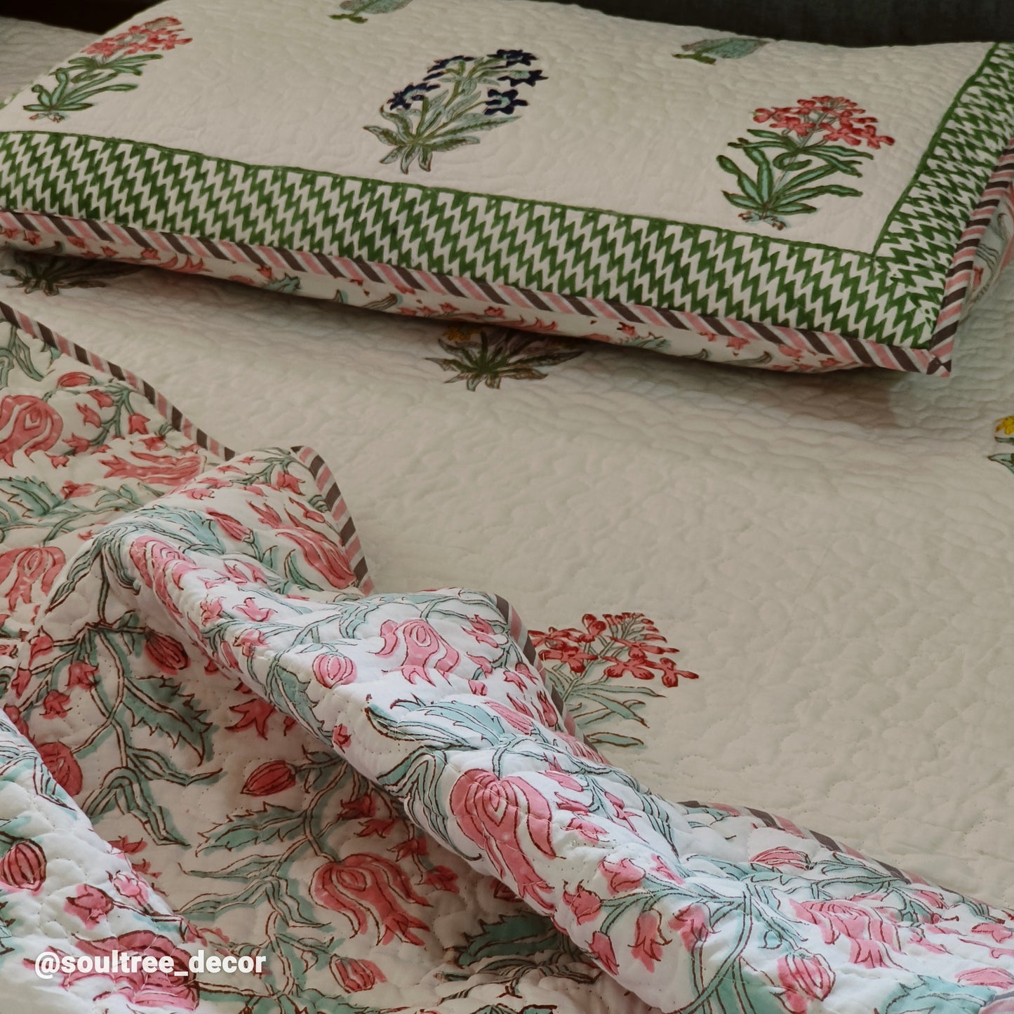 FLORAL QUILTED BEDCOVER