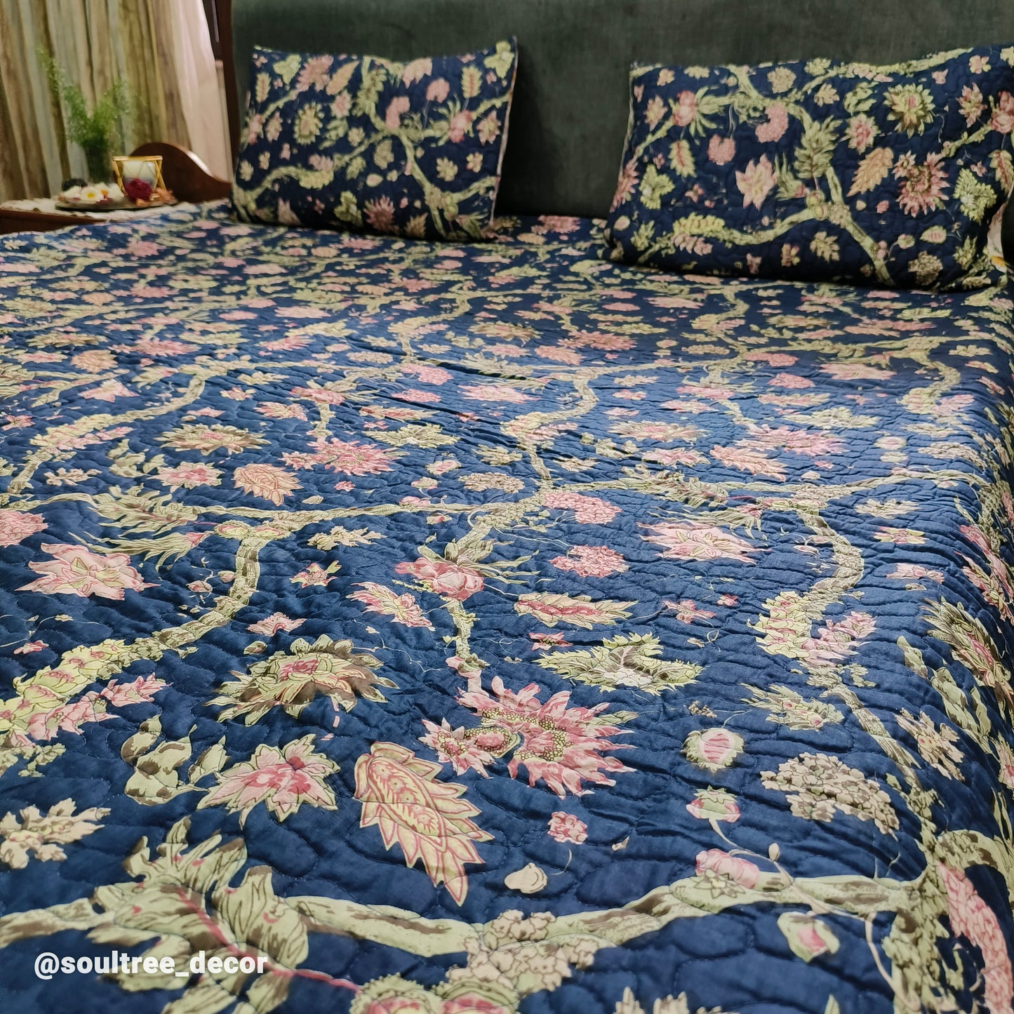 BLUE BLOOM QUILTED BEDCOVER